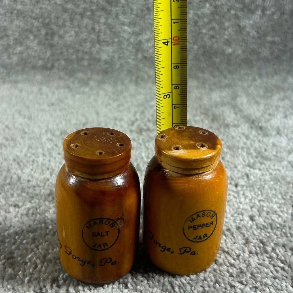 Wooden Salt and Pepper Shakers Brown Mason Jar Valley Forge PA Vintage Set